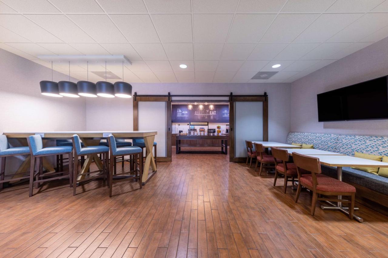 Hampton Inn Saint Robert Εξωτερικό φωτογραφία
